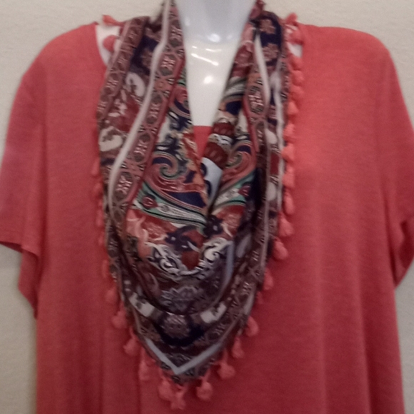 World Unity Knit Top with Matching Scarf - Picture 6 of 13